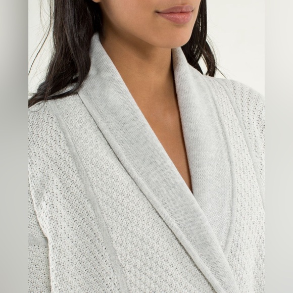 Lululemon Post Practice Cardi Cardigan Button Up Long Sleeve Knit Wrap - Picture 3 of 11